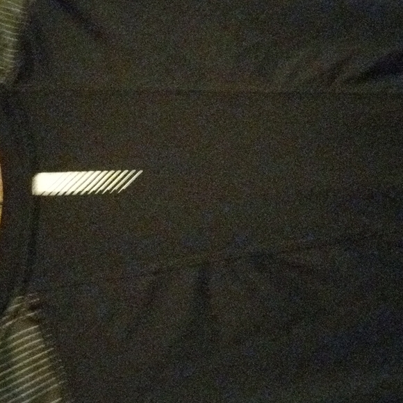 EVERLAST BRAND NEW WITHOUT TAGS! SIZE 2XL COMPRESSION MOISTURE BARRIER T SHIRT - Picture 6 of 9